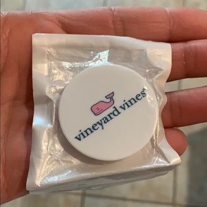 Vineyard vines pop socket